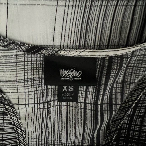 Mossimo, Women’s Sleeveless, Scoop Neck, Muscle Back, Tank, Plaid, XS - Picture 2 of 2